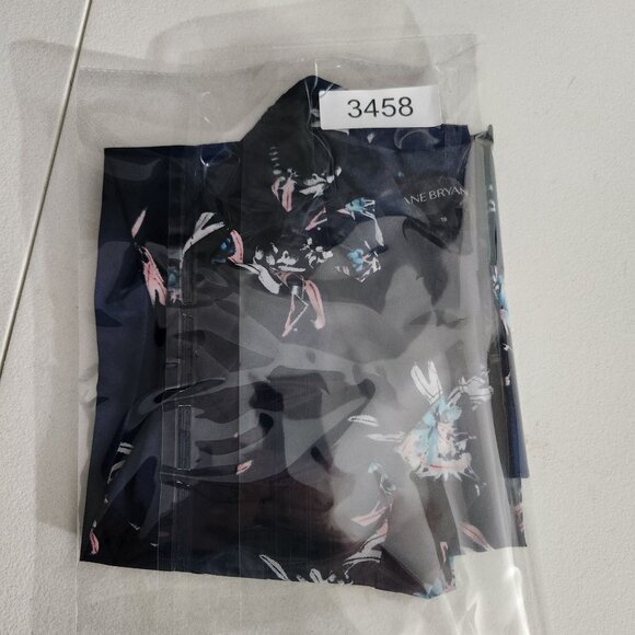 Lane Bryant Womens Navy Floral Short Sleeve Blouse Size 18 Polyester Lightweight - Picture 16 of 16